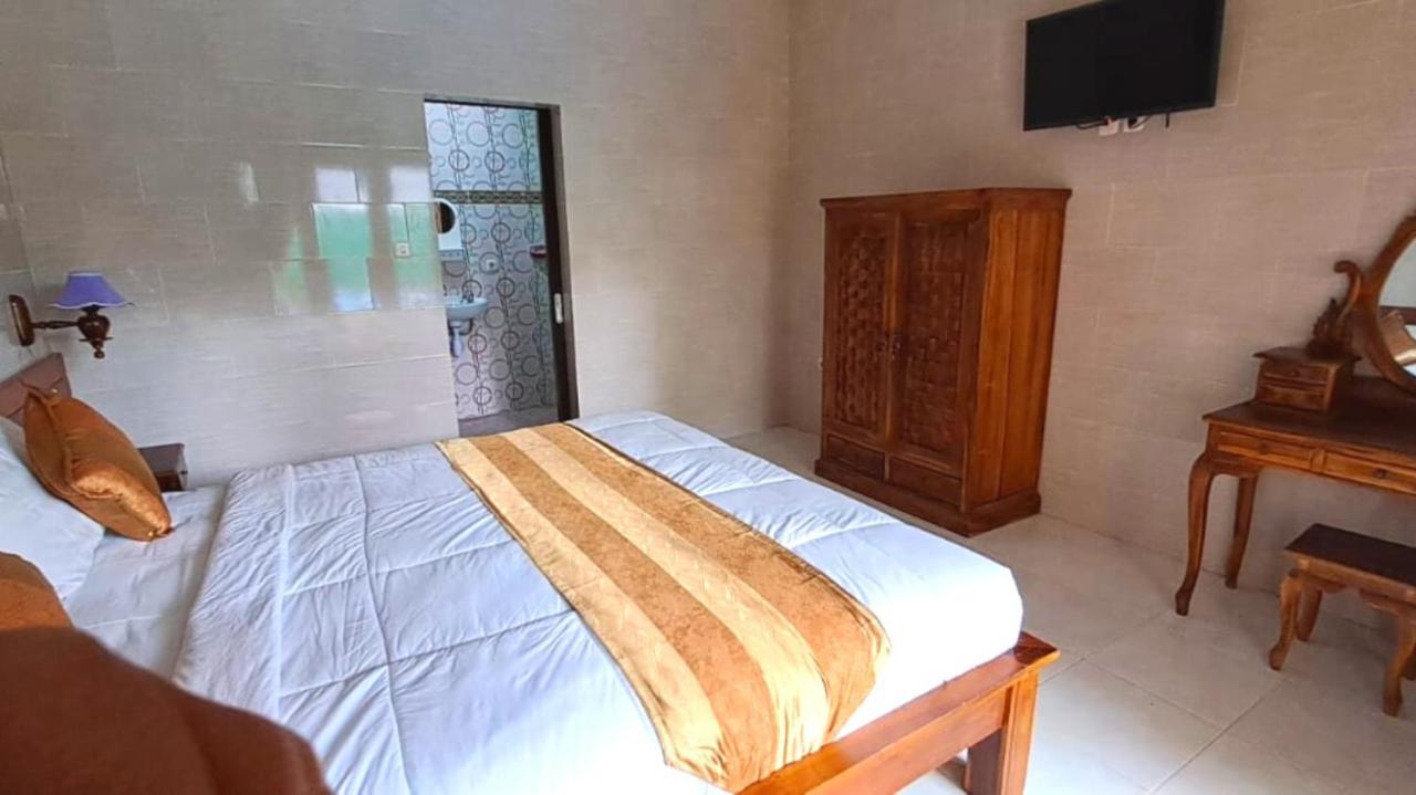 Wahyuga Sari Guest House Nita Salon & Spa Lembongan Eksteriør billede